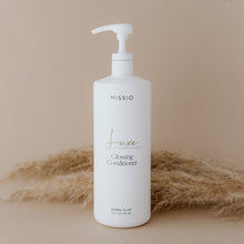 Load image into Gallery viewer, Luxe Conditioner 32 oz
