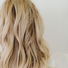 Load image into Gallery viewer, Golden Hair Spray