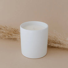 Load image into Gallery viewer, Golden Sandalwood Candle
