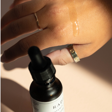 Load image into Gallery viewer, RADI Skincare - Vitamin C Moisturizing Oil - For Dry Skin
